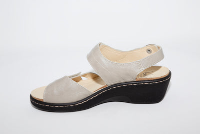 BELVIDA - WEDGE VELCRO COMFORT SANDAL - TAUPE