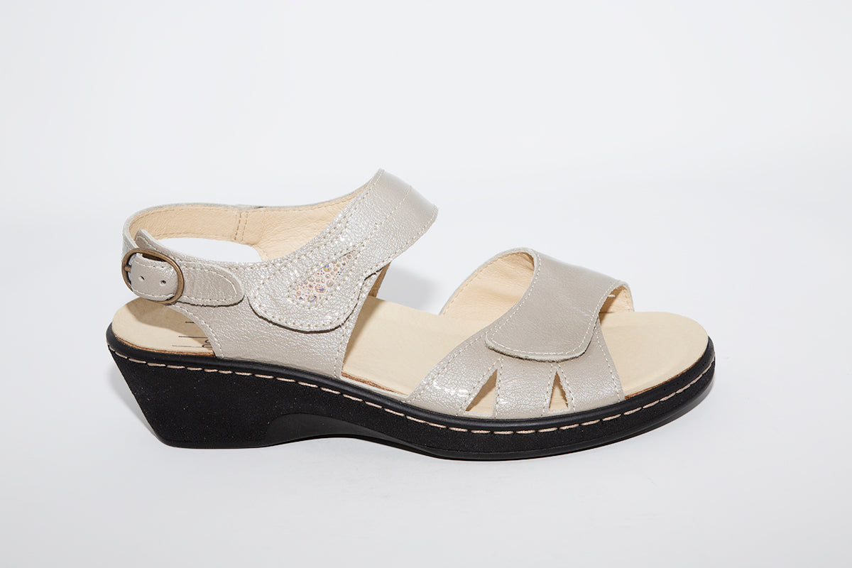 BELVIDA - WEDGE VELCRO COMFORT SANDAL - TAUPE