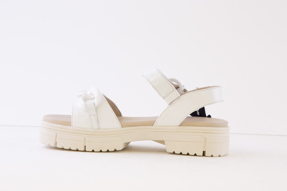 CAPRICE - 28708-102 CHUNKY FLAT SANDAL - WHITE