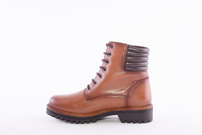 PEPE MENARGUES - 20309 LOW HEEL LACED ANKLE BOOT WITH SIDE ZIP - TAN LEATHER