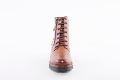 PEPE MENARGUES - 20309 LOW HEEL LACED ANKLE BOOT WITH SIDE ZIP - TAN LEATHER