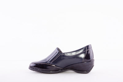 SUAVE - ROSEBUD SLIP ON LOW WEDGE COMFORT SHOE - NAVY