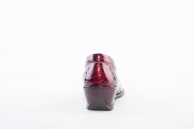 SUAVE - ROSEBUD SLIP ON LOW WEDGE COMFORT SHOE - BURGANDY