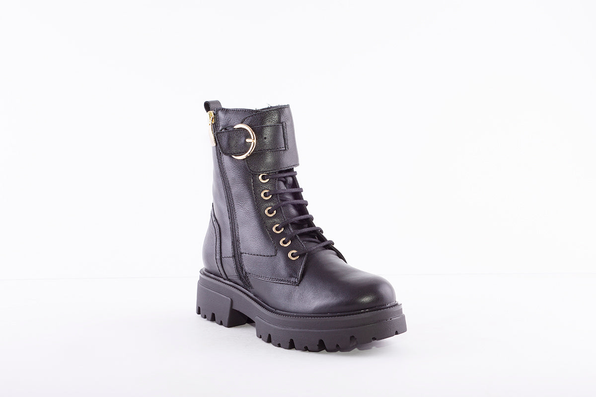 MARIA JAEN - 3057 LACED WEDGE ANKLE BOOT - BLACK LEATHER