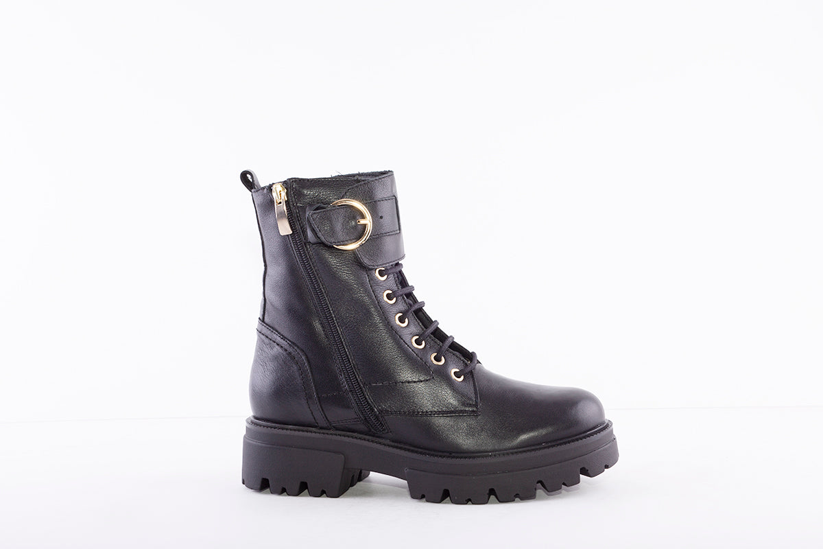 MARIA JAEN - 3057 LACED WEDGE ANKLE BOOT - BLACK LEATHER