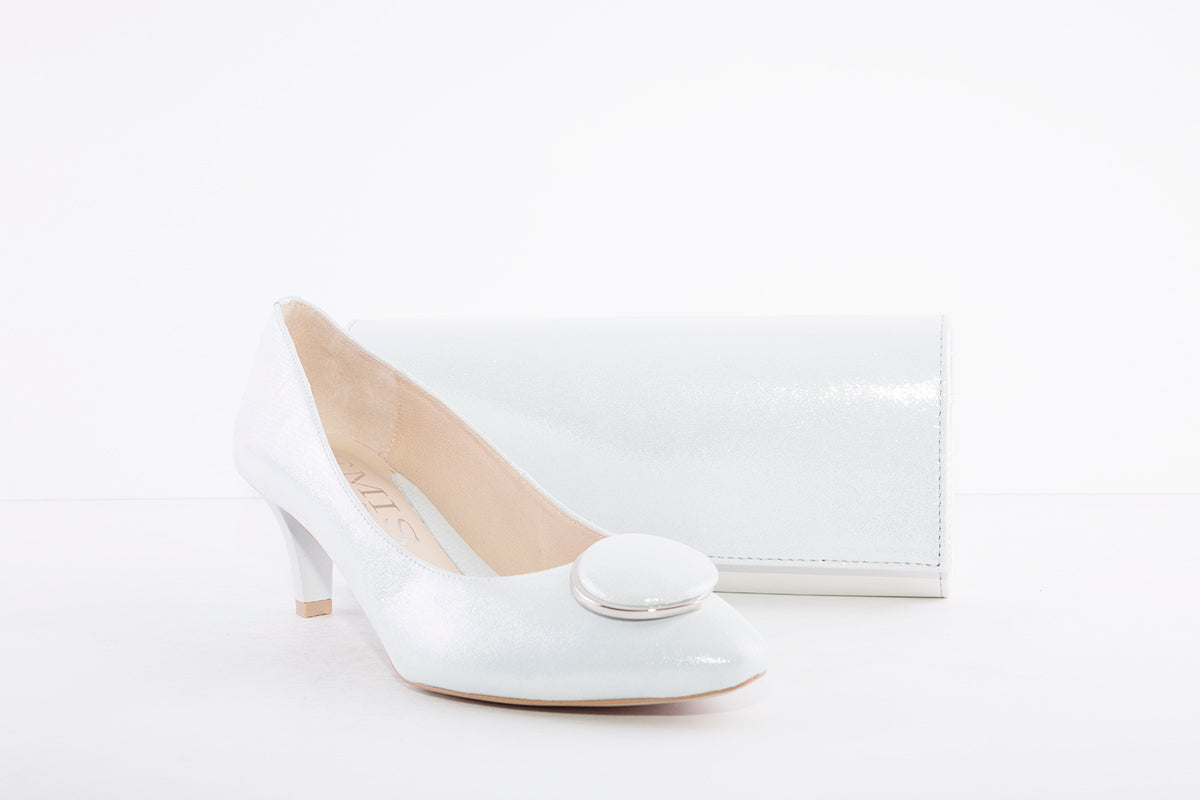 Clarks silver court deals shoes