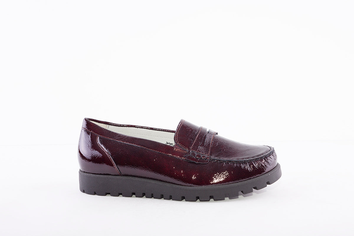 WALDLAUFER - 549002 HEGLI SLIP-ON SHOE - WINE PATENT