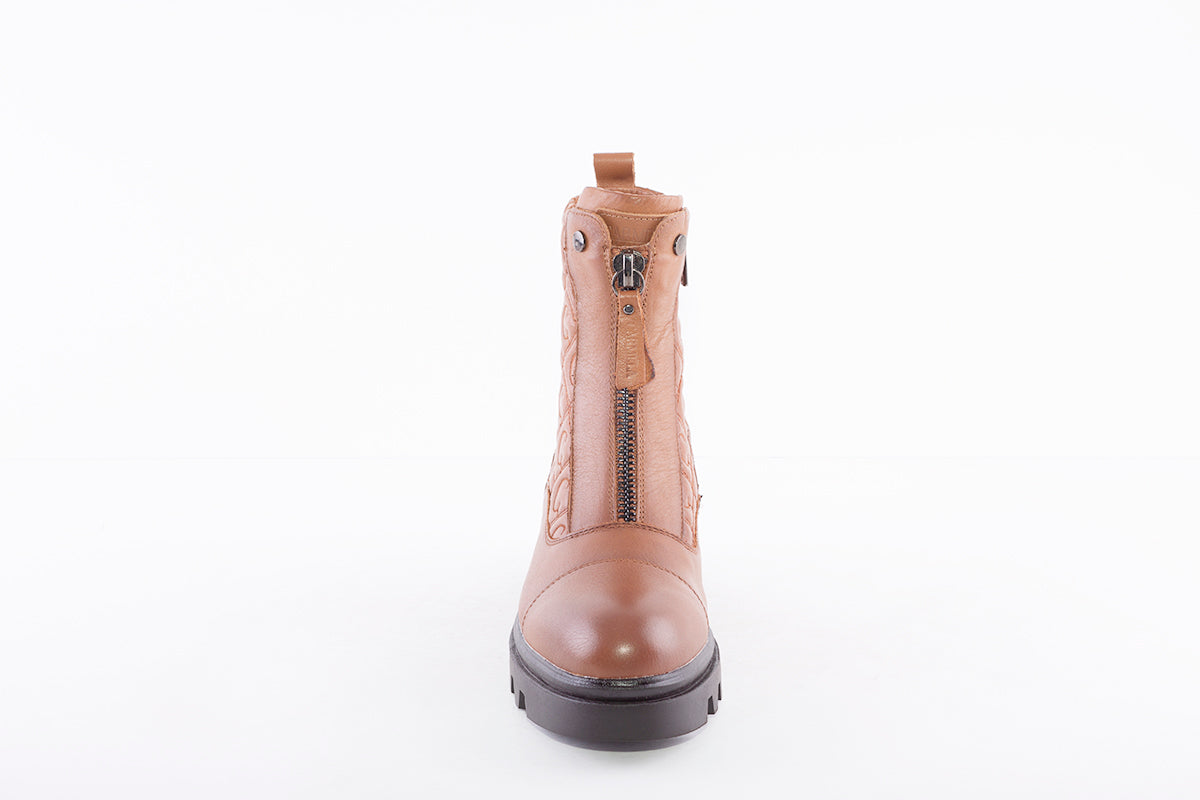 CARMELA - 67925 FRONT ZIP ANKLE BOOT - TAN