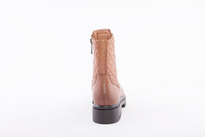 CARMELA - 67925 FRONT ZIP ANKLE BOOT - TAN