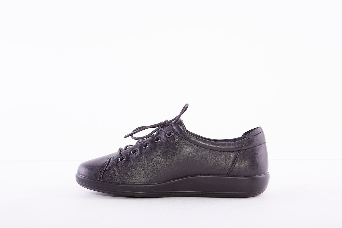 ECCO - SOFT 2.0 LACED COMFORT SHOE - BLACK LEATHER