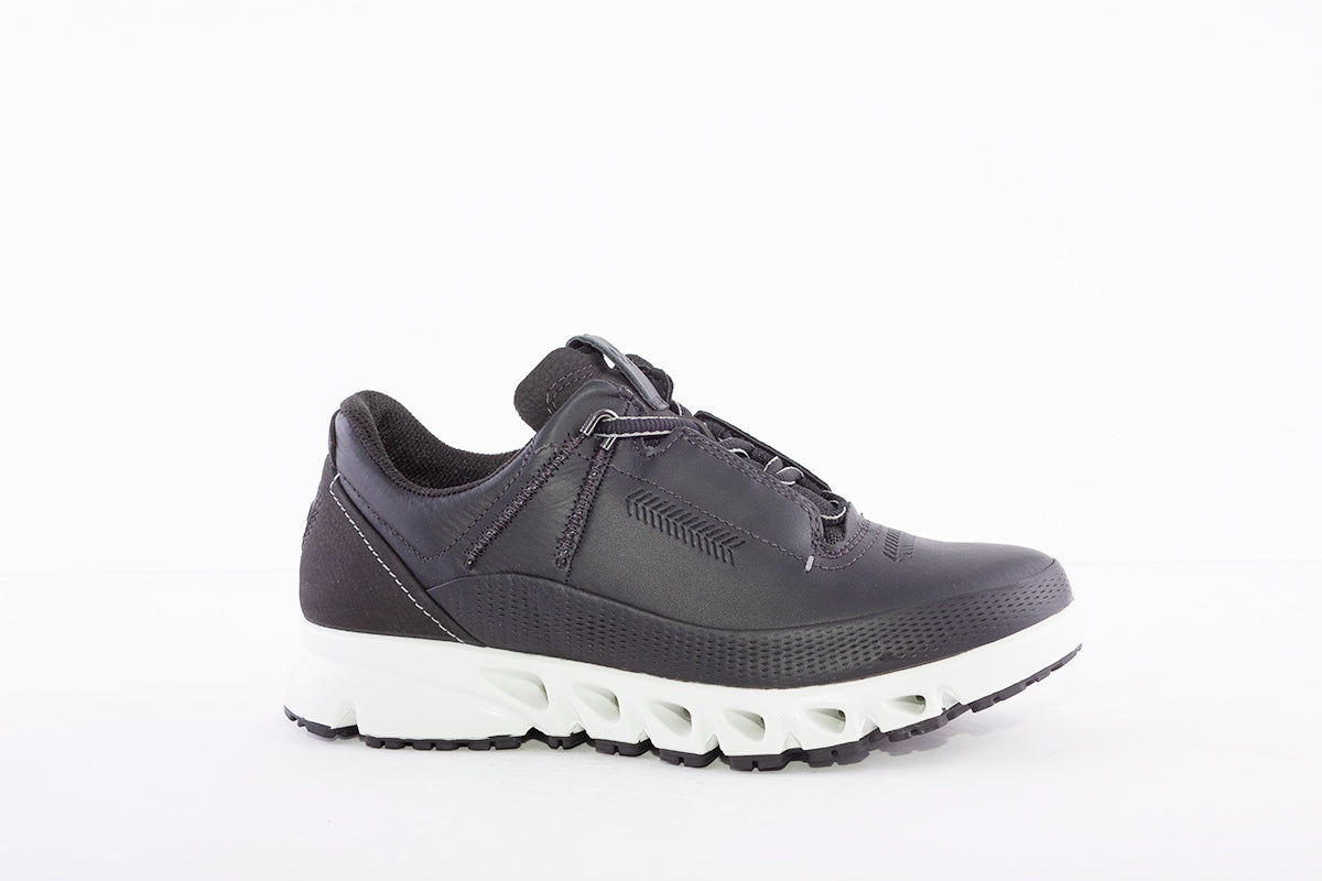 ECCO - MULTI-VENT W COMFORT WALKING SHOE - BLACK LEATHER