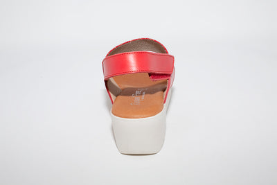 RAQUEL PEREZ - MEDIUM WEDGE SANDAL - RED LEATHER