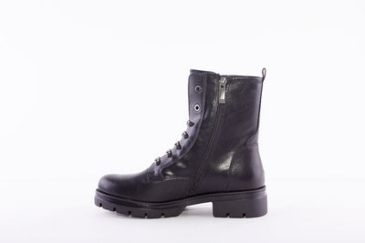 TAMARIS - 25282-001 ZIP MOC-CHAIN LOW HEEL ANKLE BOOT - BLACK