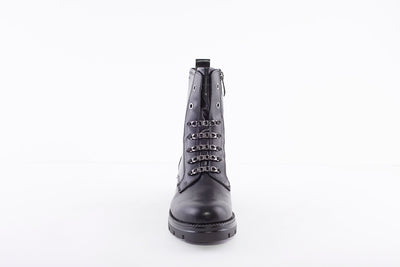 TAMARIS - 25282-001 ZIP MOC-CHAIN LOW HEEL ANKLE BOOT - BLACK
