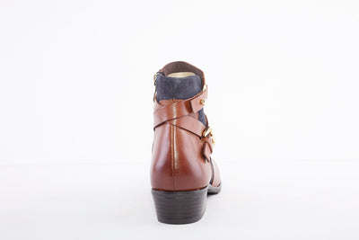 CAPRICE - 25309-987 LOW HEEL ANKLE BOOT WITH ZIP - TAN/NAVY