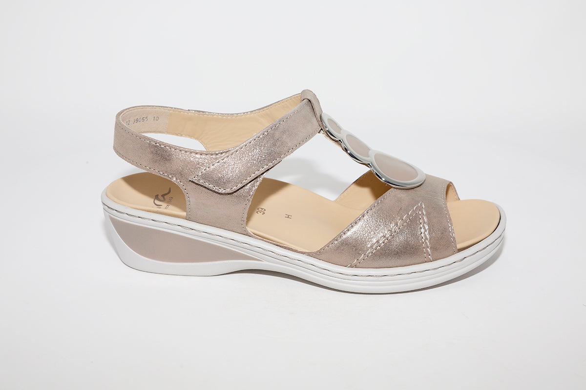 ARA - LOW WEDGE SANDAL - TAUPE METALLIC