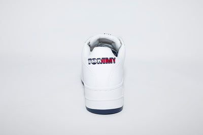 LDS LACED WALKING SHOE - WHITE