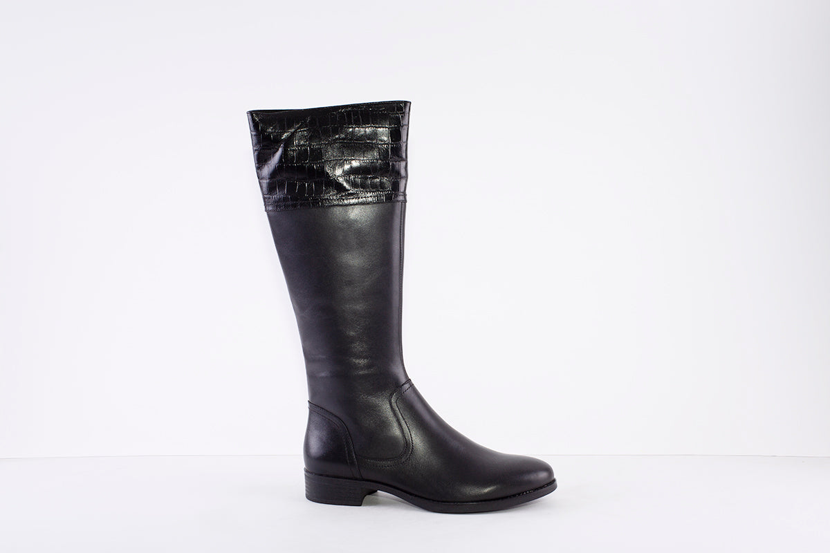 CAPRICE - 25508-019 LONG LOW HEEL BOOT - BLACK
