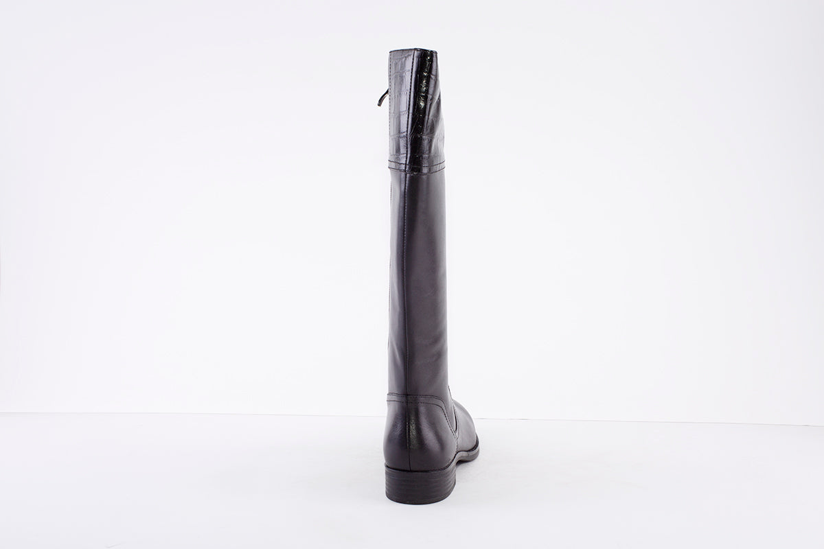 CAPRICE - 25508-019 LONG LOW HEEL BOOT - BLACK