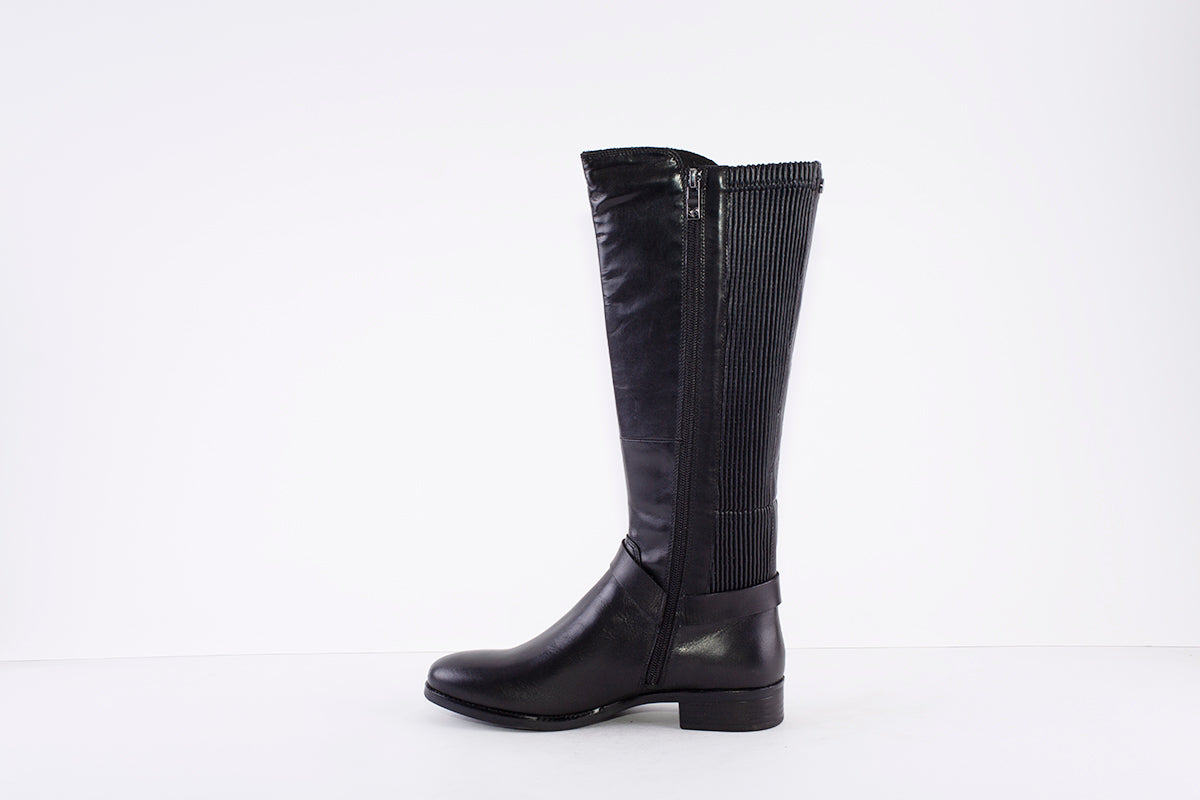 CAPRICE - 25509-019 LONG LOW HEEL BOOT - BLACK