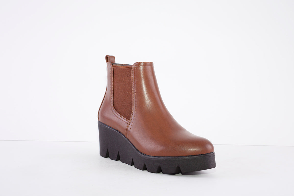 MILLIE & CO - ELIZABETH WEDGE ANKLE BOOT - TAN