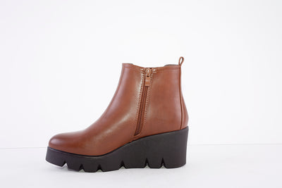 MILLIE & CO - ELIZABETH WEDGE ANKLE BOOT - TAN