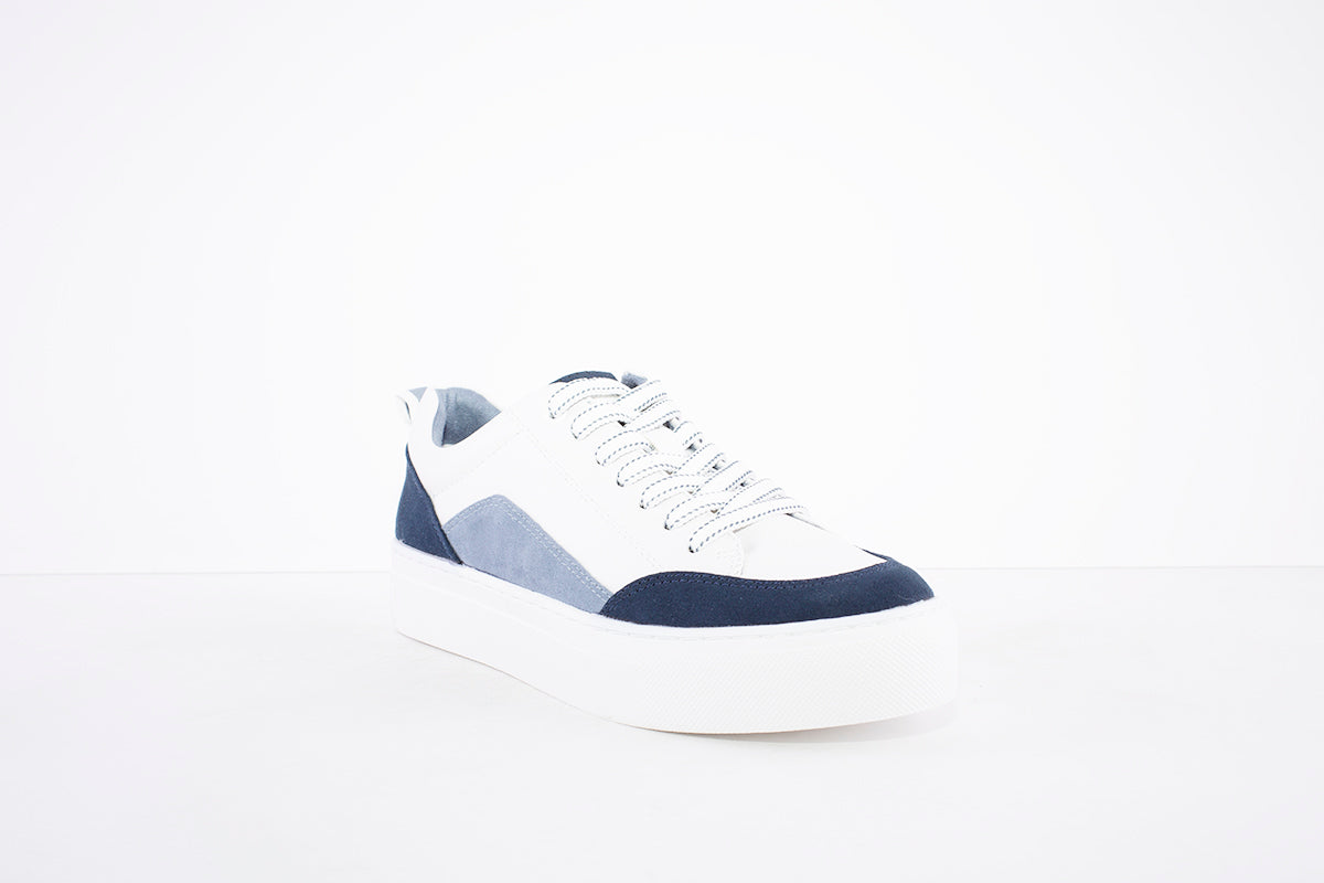 MARCO TOZZI - 23703-135 LACED FASHION SHOE - WHITE/NAVY