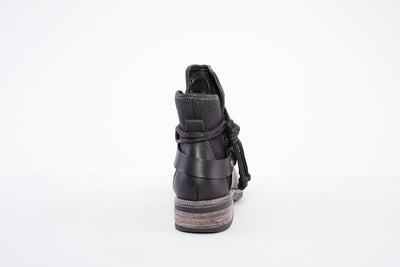 RIEKER - Y9111-00- LACED FUR LINED ANKLE BOOT WITH SIDE ZIP - BLACK PATENT