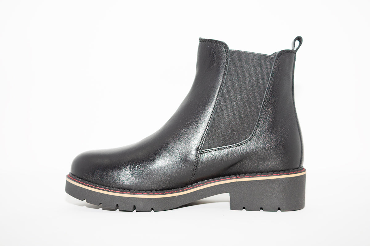 MARIA JAEN - 1077N CHUNKY CHELSEA ANKLE BOOT - BLACK LEATHER