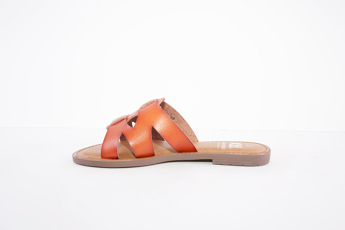 XTI - 44458 FLAT FASHION MULE - TAN