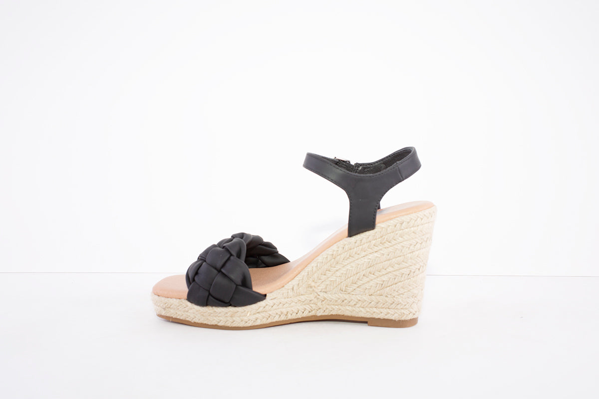 XTI - 43670 HIGH WEDGE FASHION SANDAL - BLACK