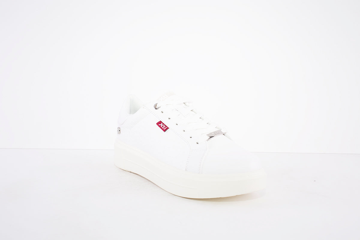 XTI - 44291 FLAT LACED FASHION SHOE - WHITE