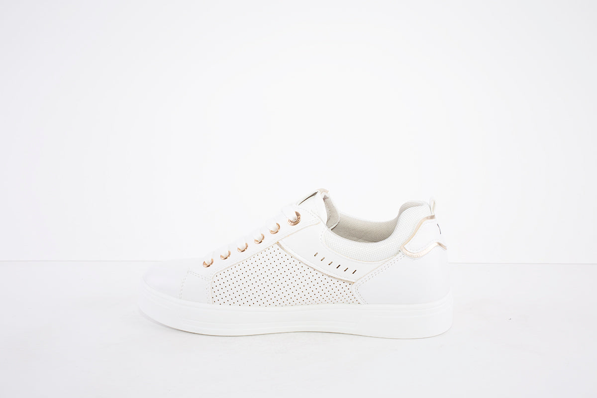 XTI - 44319 FLAT LACED FASHION SHOE - WHITE
