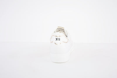XTI - 44319 FLAT LACED FASHION SHOE - WHITE