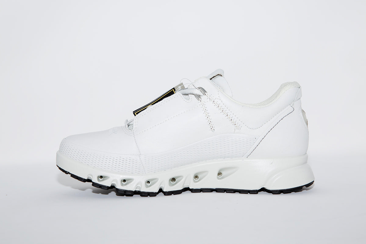 ECCO - MULTI-VENT W COMFORT WALKING SHOE - WHITE LEATHER