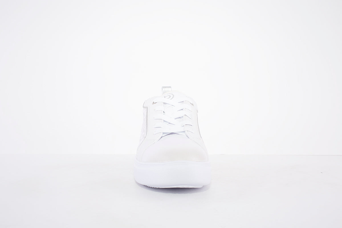 BUGATTI - 431 A2S09 LACED FASHION TRAINER - WHITE LEATHER