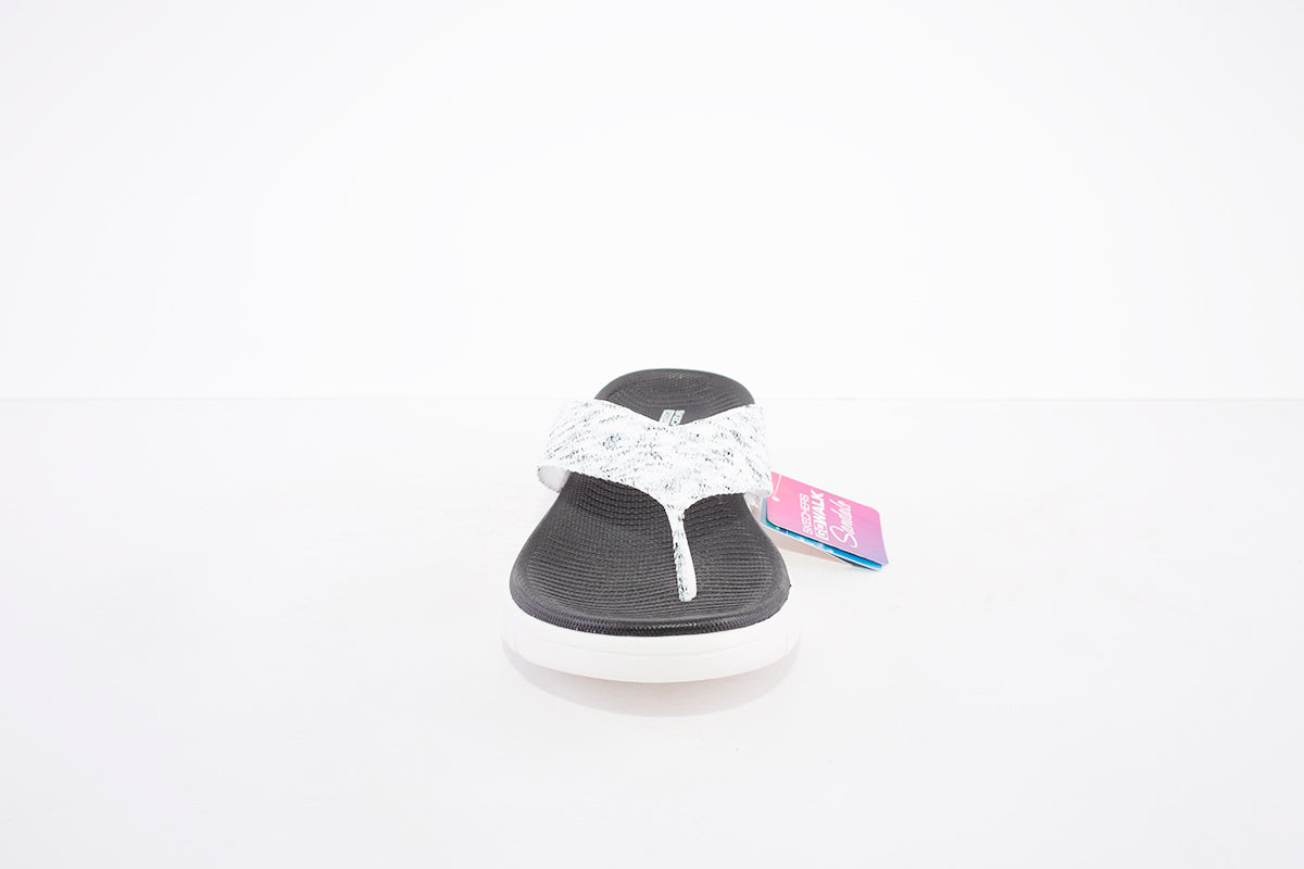 SKECHERS - ON THE GO FLEX ACCENT TOE-POST MULE - WHITE/BLACK