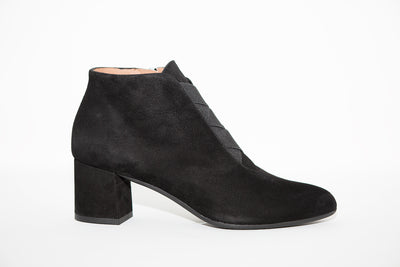 BRENDA ZARO - Navy Suede Block Heel Ankle Boot