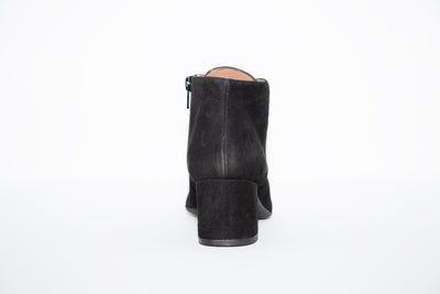 BRENDA ZARO - Navy Suede Block Heel Ankle Boot