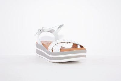 OH MY SANDALS - 5002 PLATFORM WEDGE BUCKLE STRAP FASHION SANDAL - WHITE
