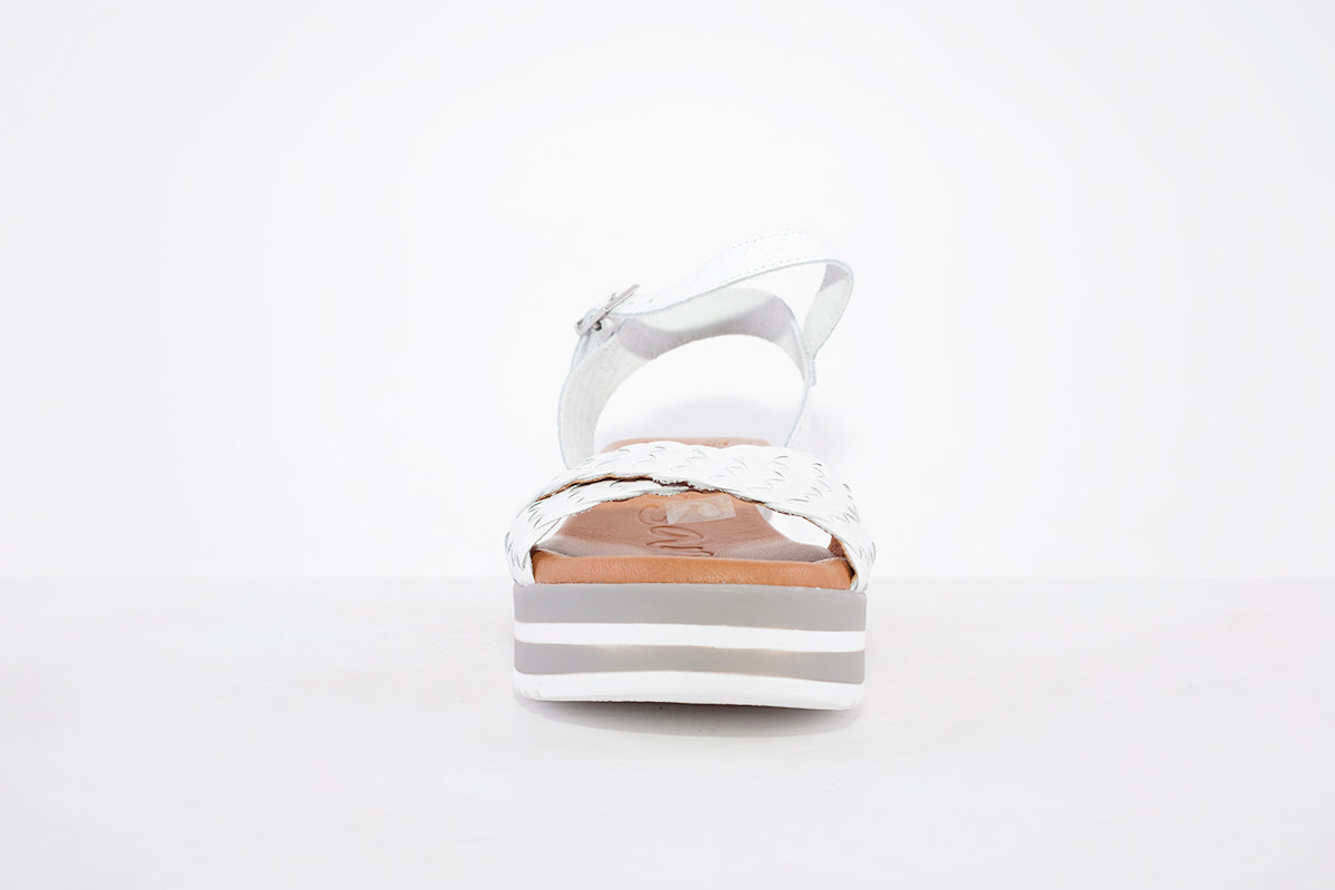 OH MY SANDALS - 5002 PLATFORM WEDGE BUCKLE STRAP FASHION SANDAL - WHITE