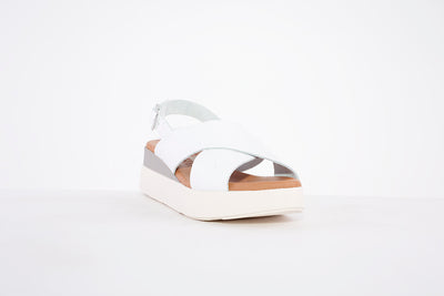 OH MY SANDALS- 4997 PLATFORM WEDGE BUCKLE STRAP FASHION SANDAL - WHITE