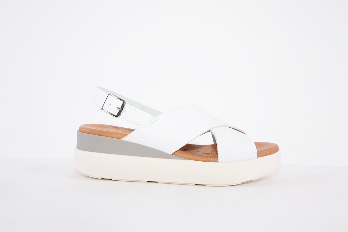 OH MY SANDALS- 4997 PLATFORM WEDGE BUCKLE STRAP FASHION SANDAL - WHITE