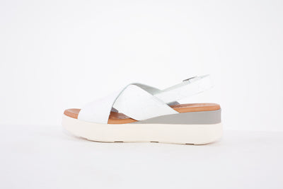 OH MY SANDALS- 4997 PLATFORM WEDGE BUCKLE STRAP FASHION SANDAL - WHITE