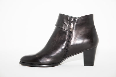 REGARDE LE CIEL - SONIA-23 MEDIUM HEEL ANKLE BOOT - BLACK