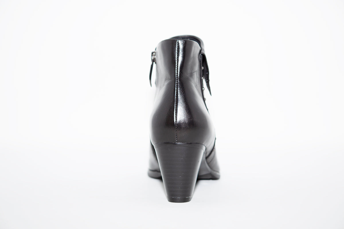 REGARDE LE CIEL - SONIA-23 MEDIUM HEEL ANKLE BOOT - BLACK