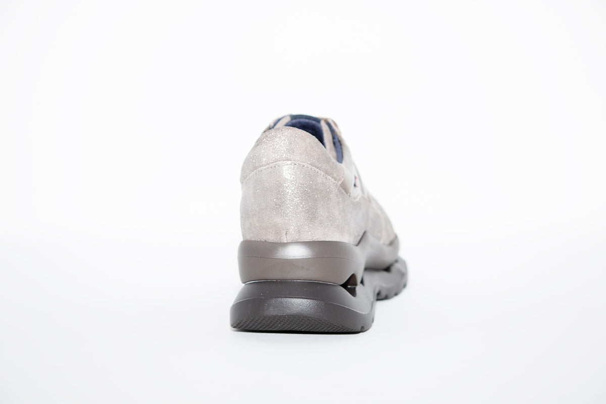 CALLAGHAN - 18803 Pewter Sole Adaptable Sneakers