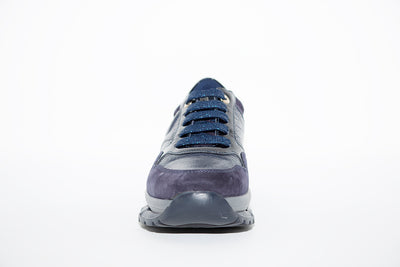 CALLAGHAN - 18811 LACED WEDGE TRAINER - NAVY