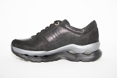 CALLAGHAN - 18803 Black Sole Adaptable Sneaker