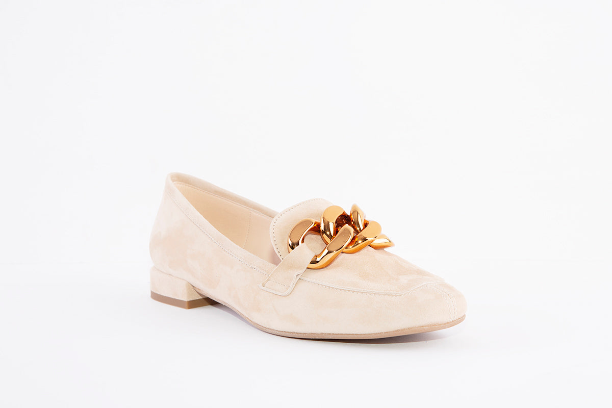 MARIAN - 25306 FLAT LOAFER WITH CHAIN DETAIL - BEIGE SUEDE